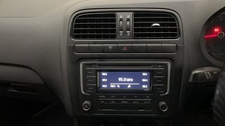 Used 2017 Volkswagen Polo Comfortline 1.2L (P) Petrol Manual top_features Integrated (in-dash) music system