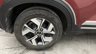 Used 2021 Kia Sonet HTX 1.0 iMT Petrol Manual tyres RIGHT REAR TYRE RIM VIEW