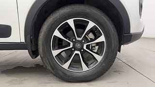 Used 2021 Tata Nexon XZ Plus Petrol Petrol Manual tyres RIGHT FRONT TYRE RIM VIEW
