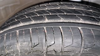 Used 2018 Hyundai Elite i20 [2018-2020] Sportz 1.2 Petrol Manual tyres RIGHT FRONT TYRE TREAD VIEW