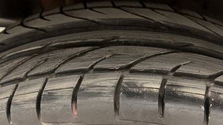 Used 2019 Maruti Suzuki Swift [2017-2021] VXi Petrol Manual tyres RIGHT REAR TYRE TREAD VIEW