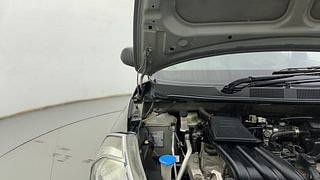 Used 2016 Datsun GO [2014-2019] T Petrol Manual engine ENGINE RIGHT SIDE HINGE & APRON VIEW