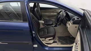 Used 2018 Maruti Suzuki Ciaz Zeta AT Petrol Petrol Automatic interior RIGHT SIDE FRONT DOOR CABIN VIEW