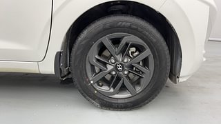 Used 2020 Hyundai Grand i10 Nios Sportz AMT 1.2 Kappa VTVT Petrol Automatic tyres RIGHT FRONT TYRE RIM VIEW