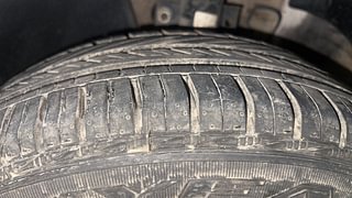 Used 2013 volkswagen Vento 1.6L Comfortline Petrol Petrol Manual tyres LEFT FRONT TYRE TREAD VIEW
