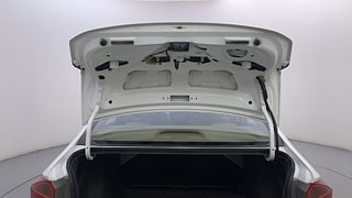Used 2015 Honda City [2014-2017] VX (O) MT Petrol Manual interior DICKY DOOR OPEN VIEW