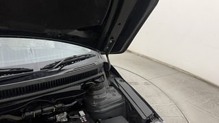 Used 2017 Maruti Suzuki Ciaz [2014-2017] VDi+ SHVS Diesel Manual engine ENGINE LEFT SIDE HINGE & APRON VIEW