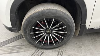 Used 2022 maruti-suzuki Vitara Brezza VXi Petrol Manual tyres LEFT FRONT TYRE RIM VIEW