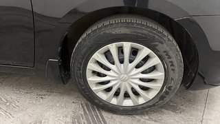 Used 2017 Maruti Suzuki Ciaz [2014-2017] VDi+ SHVS Diesel Manual tyres RIGHT FRONT TYRE RIM VIEW
