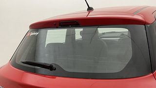 Used 2018 Maruti Suzuki Swift [2017-2021] ZXi AMT Petrol Automatic top_features Rear defogger