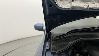 Used 2017 Volkswagen Ameo [2016-2020] Comfortline Plus 1.5 (D) Diesel Manual engine ENGINE RIGHT SIDE HINGE & APRON VIEW