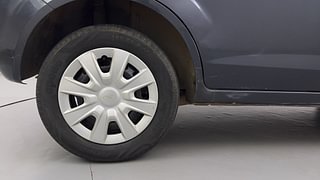 Used 2013 Ford Figo Duratorq Diesel EXI 1.4 Diesel Manual tyres RIGHT REAR TYRE RIM VIEW