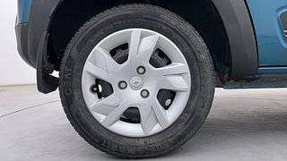 Used 2022 Renault Kwid 1.0 RXT Petrol Manual tyres RIGHT REAR TYRE RIM VIEW