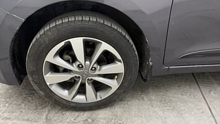 Used 2017 Hyundai Elite i20 [2014-2018] Asta 1.2 Petrol Manual tyres LEFT FRONT TYRE RIM VIEW