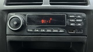 Used 2020 Renault Kwid 1.0 RXL AMT Petrol Automatic top_features Integrated (in-dash) music system