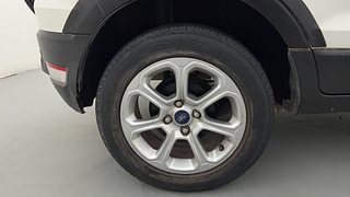 Used 2019 Ford EcoSport [2017-2020] Titanium + 1.5L Ti-VCT AT Petrol Automatic tyres RIGHT REAR TYRE RIM VIEW