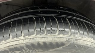 Used 2017 Honda City [2014-2017] VX (O) MT Petrol Manual tyres LEFT FRONT TYRE TREAD VIEW