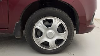 Used 2016 Maruti Suzuki Alto K10 [2014-2019] VXI AMT Petrol Automatic tyres RIGHT FRONT TYRE RIM VIEW