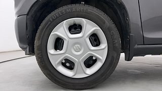 Used 2024 Maruti Suzuki S-Presso VXI Plus (O) AMT Petrol Automatic tyres LEFT FRONT TYRE RIM VIEW