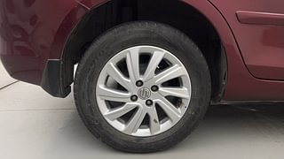 Used 2016 Maruti Suzuki Swift Dzire ZXI Petrol Manual tyres RIGHT REAR TYRE RIM VIEW
