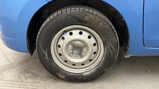 Used 2014 Maruti Suzuki Celerio [2014-2017] LXi AMT Petrol Automatic tyres LEFT FRONT TYRE RIM VIEW
