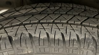Used 2015 Maruti Suzuki Swift [2011-2017] VXi Petrol Manual tyres RIGHT REAR TYRE TREAD VIEW