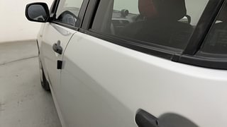 Used 2012 Maruti Suzuki Ritz [2009-2012] VXI Petrol Manual dents MINOR SCRATCH