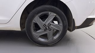 Used 2021 Hyundai Verna SX IVT Petrol Petrol Automatic tyres LEFT REAR TYRE RIM VIEW