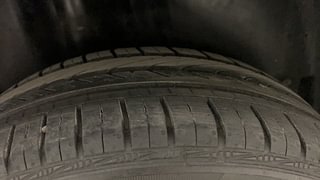 Used 2017 Volkswagen Polo Comfortline 1.2L (P) Petrol Manual tyres RIGHT REAR TYRE TREAD VIEW
