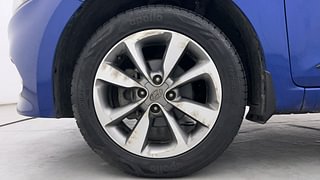 Used 2017 Hyundai Elite i20 [2014-2018] Asta 1.4 CRDI (O) Diesel Manual tyres LEFT FRONT TYRE RIM VIEW