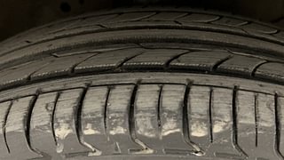 Used 2014 Honda Amaze [2013-2016] 1.2 S i-VTEC Petrol Manual tyres RIGHT FRONT TYRE TREAD VIEW