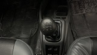 Used 2016 Maruti Suzuki Alto 800 LXi Petrol Manual interior GEAR  KNOB VIEW