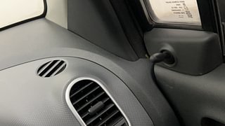 Used 2012 Maruti Suzuki Ritz [2009-2012] VXI Petrol Manual top_features Adjustable ORVM