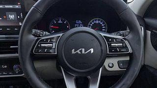 Used 2021 Kia Seltos HTX D Diesel Manual top_features Airbags