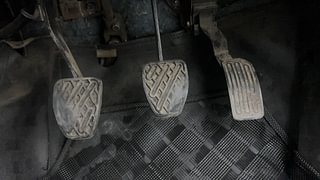 Used 2016 Datsun GO [2014-2019] T Petrol Manual interior PEDALS VIEW
