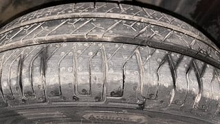 Used 2015 Datsun GO [2014-2019] T Petrol Manual tyres RIGHT FRONT TYRE TREAD VIEW