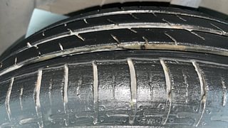 Used 2022 Hyundai Aura S 1.2 CNG Petrol Petrol+cng Manual tyres LEFT FRONT TYRE TREAD VIEW