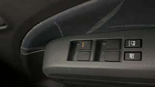 Used 2012 Maruti Suzuki Ritz [2009-2012] VXI Petrol Manual top_features Power windows