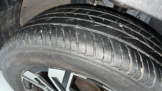 Used 2022 Renault Kiger RXZ MT Petrol Manual tyres RIGHT FRONT TYRE TREAD VIEW