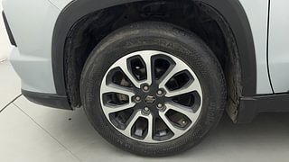 Used 2023 Maruti Suzuki Grand Vitara Alpha Smart Hybrid Dual Tone Petrol Manual tyres LEFT FRONT TYRE RIM VIEW