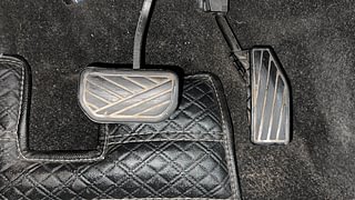 Used 2018 Maruti Suzuki Baleno [2015-2019] Alpha AT Petrol Petrol Automatic interior PEDALS VIEW