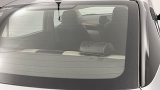Used 2022 Hyundai Aura S 1.2 CNG Petrol Petrol+cng Manual top_features Rear defogger