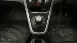 Used 2012 Maruti Suzuki Ritz [2009-2012] VXI Petrol Manual interior GEAR  KNOB VIEW