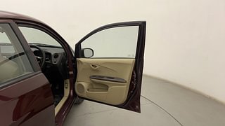 Used 2014 Honda Amaze [2013-2016] 1.2 S i-VTEC Petrol Manual interior RIGHT FRONT DOOR OPEN VIEW