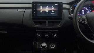 Used 2021 Renault Kiger RXZ 1.0 Turbo MT Petrol Manual interior MUSIC SYSTEM & AC CONTROL VIEW
