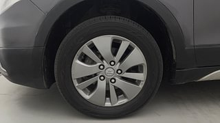 Used 2016 Maruti Suzuki S-Cross [2015-2017] Zeta 1.3 Diesel Manual tyres LEFT FRONT TYRE RIM VIEW
