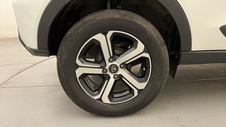 Used 2022 Tata Nexon XZ Plus Petrol Petrol Manual tyres RIGHT REAR TYRE RIM VIEW