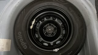 Used 2017 Volkswagen Polo Comfortline 1.2L (P) Petrol Manual tyres SPARE TYRE VIEW
