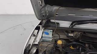 Used 2020 Renault Kwid [2015-2019] 1.0 RXT AMT Opt Petrol Automatic engine ENGINE RIGHT SIDE HINGE & APRON VIEW