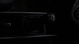 Used 2018 Maruti Suzuki Baleno [2015-2019] Zeta Petrol Petrol Manual interior GEAR  KNOB VIEW
